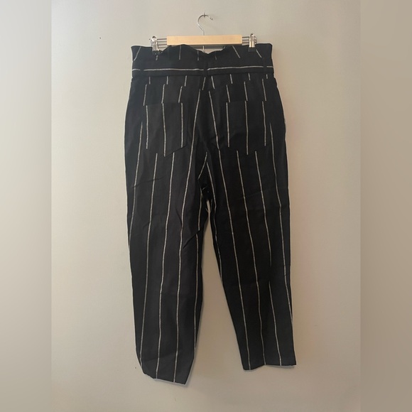 Who What Wear Black and White Striped Linen Cropped Pants - Picture 7 of 12